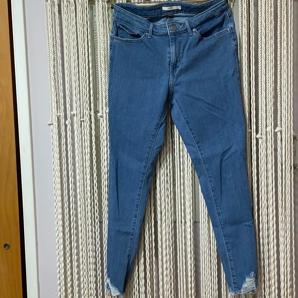 Levi's 711 Skinny